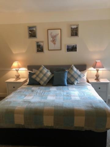 Glenmoriston Arms Hotel Invermoriston Buitenkant foto