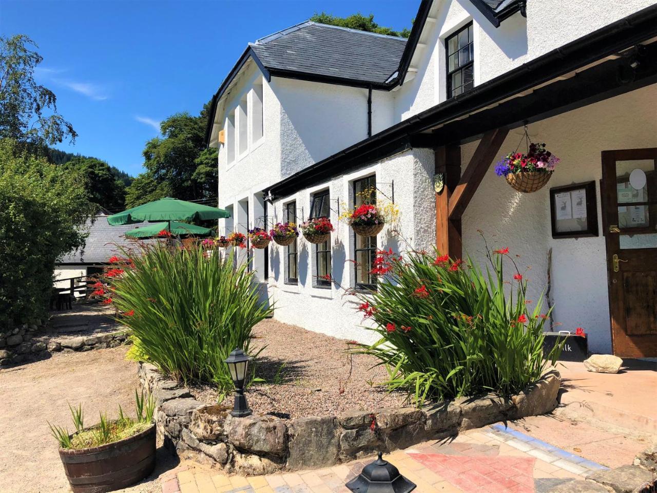 Glenmoriston Arms Hotel Invermoriston Buitenkant foto